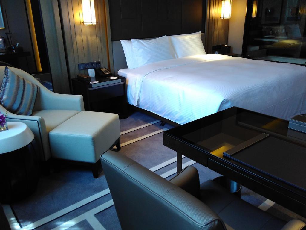 Wanda Realm Hotel Dongying Exteriör bild